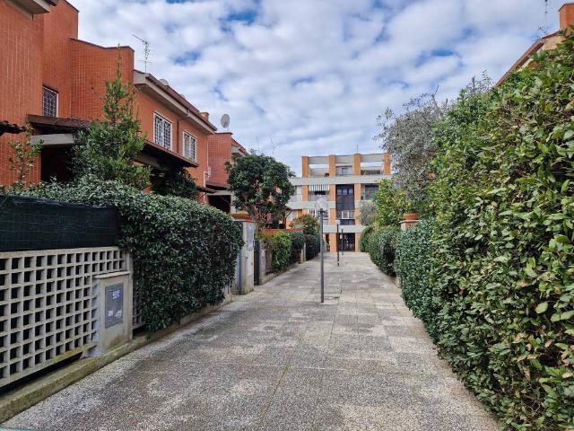 Villetta a schiera in vendita a Roma RM