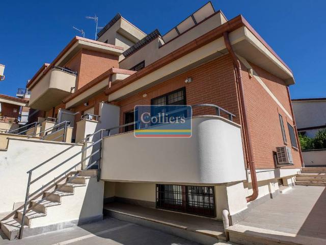 Villetta a schiera in vendita a Roma RM