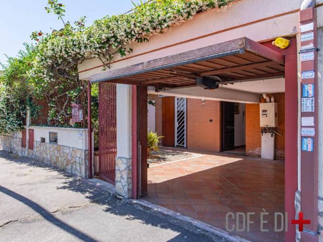 Villetta a schiera in vendita a Roma RM