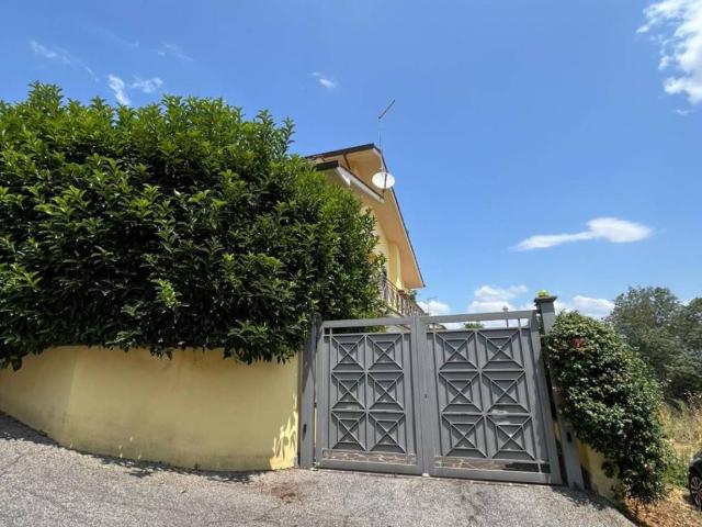 Villetta a schiera in vendita a Roma RM