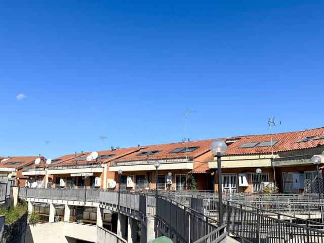 Villetta a schiera in vendita a Roma RM