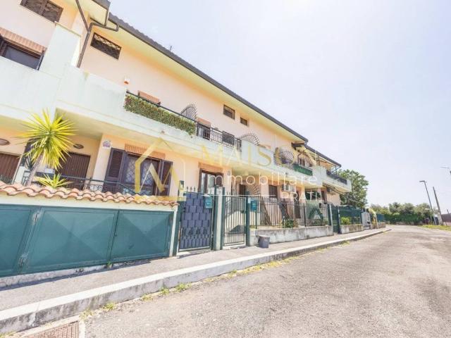 Villetta a schiera in vendita a Roma RM
