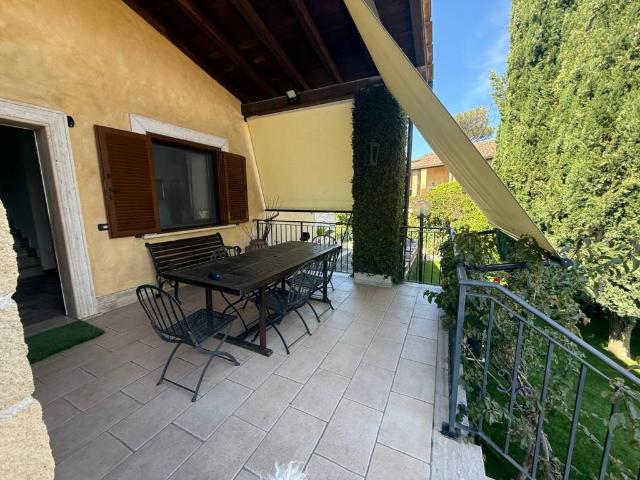 Villetta a schiera in vendita a Roma RM