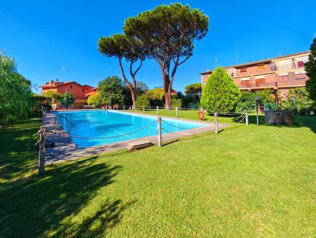 Villetta a schiera in vendita a Roma RM