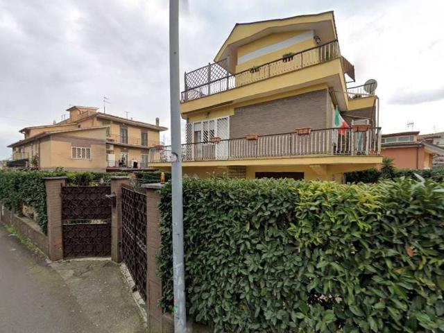 Villetta a schiera in vendita a Roma RM