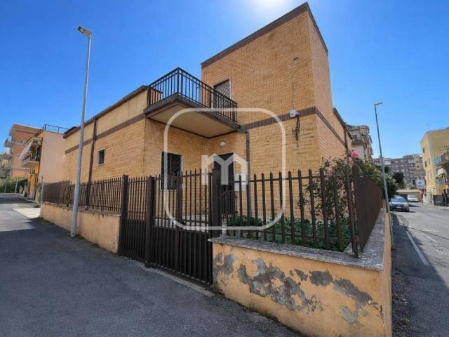 Villetta a schiera in vendita a Roma RM