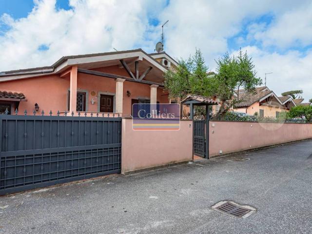 Villetta a schiera in vendita a Roma RM