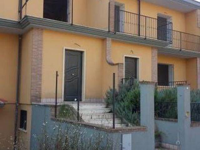 Villetta a schiera in vendita a Rotondi AV