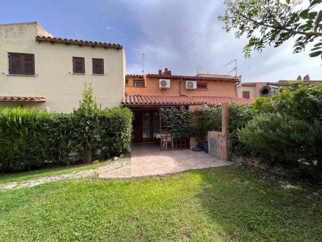 Villetta a schiera in vendita a San Teodoro OT