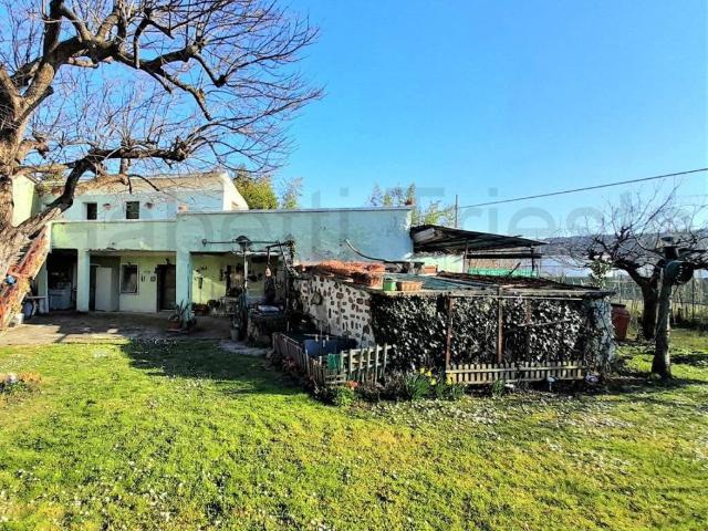 Rustico / Casale in vendita a San Dorligo della Valle Dolina TS