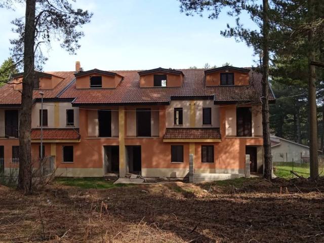 Villetta a schiera in vendita a San Roberto RC