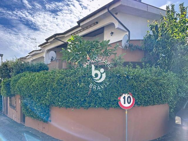 Villetta a schiera in vendita a Santa Marinella RM