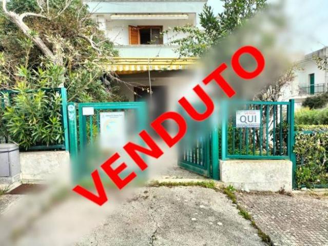 Villetta a schiera in vendita a Santa Cesarea Terme LE