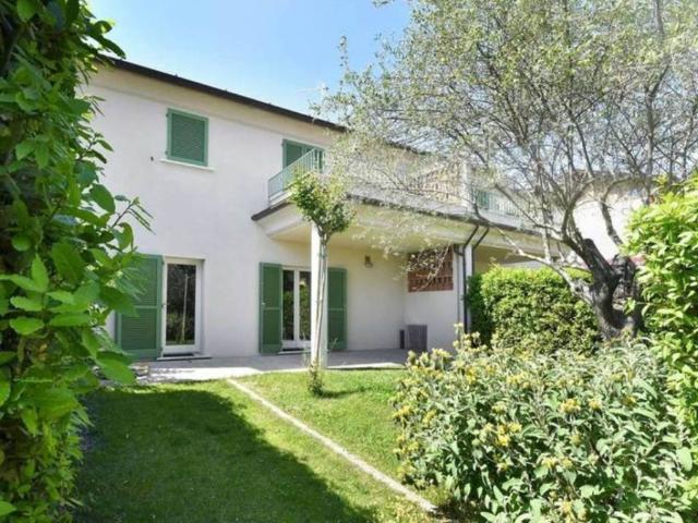 Villetta a schiera in vendita a Sarzana SP