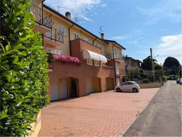 Villetta a schiera in vendita a Sesto Calende VA