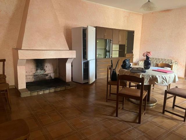Villetta a schiera in vendita a Siurgus Donigala SU