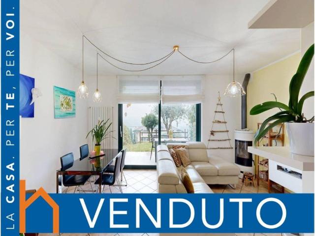 Villetta a schiera in vendita a Solbiate con Cagno CO