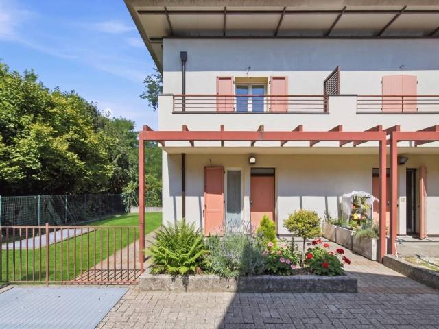 Villetta a schiera in vendita a Somma Lombardo VA