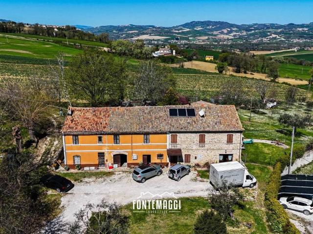 Villetta a schiera in vendita a Terre Roveresche PU