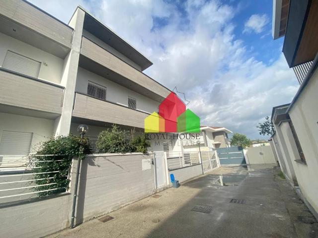 Villetta a schiera in vendita a Trentola Ducenta CE