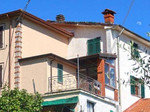 Villetta a schiera in vendita a Tresana MS