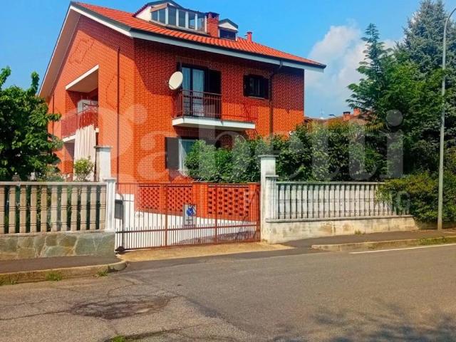 Villa in vendita a Trofarello TO