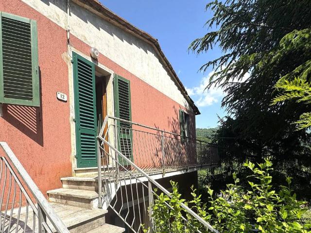 Villa in vendita a Vaiano PO