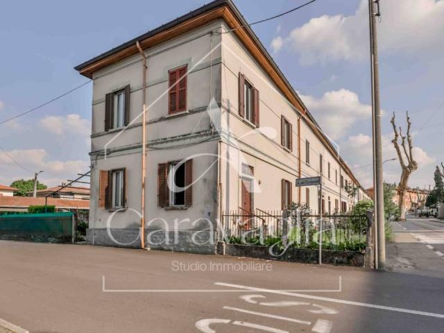 Villetta a schiera in vendita a Varano Borghi VA