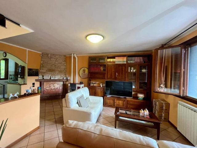 Villetta a schiera in vendita a Vernio PO