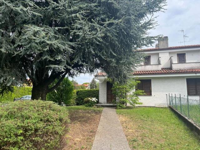 Villetta a schiera in vendita a Verderio LC