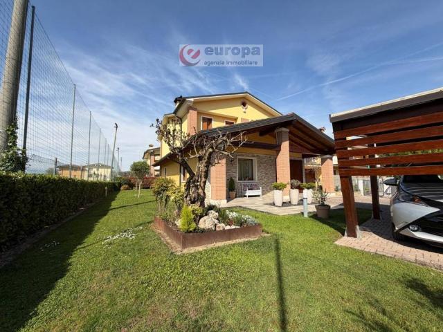 Villetta a schiera in vendita a Vicenza VI