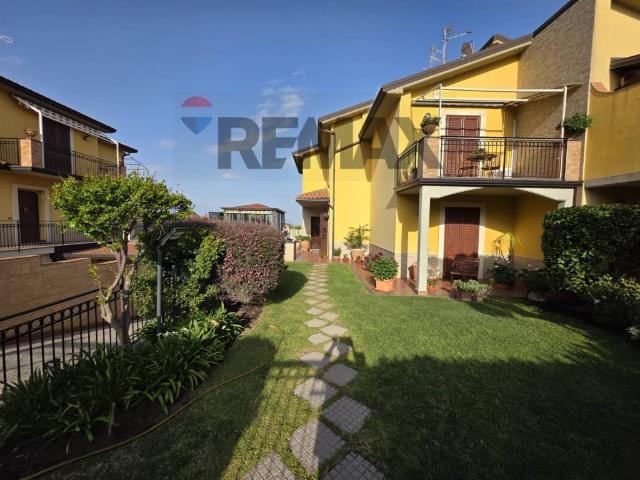 Villetta a schiera in vendita a Viagrande CT