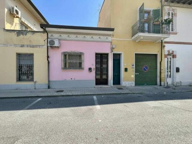 Villetta a schiera in vendita a Viareggio LU