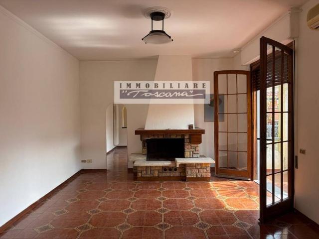 Villetta a schiera in vendita a Viareggio LU