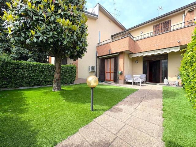 Villetta a schiera in vendita a Villasanta MB