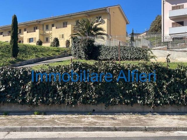 Villetta a schiera in vendita di 400 m² in Viale Mario Rotili, 4