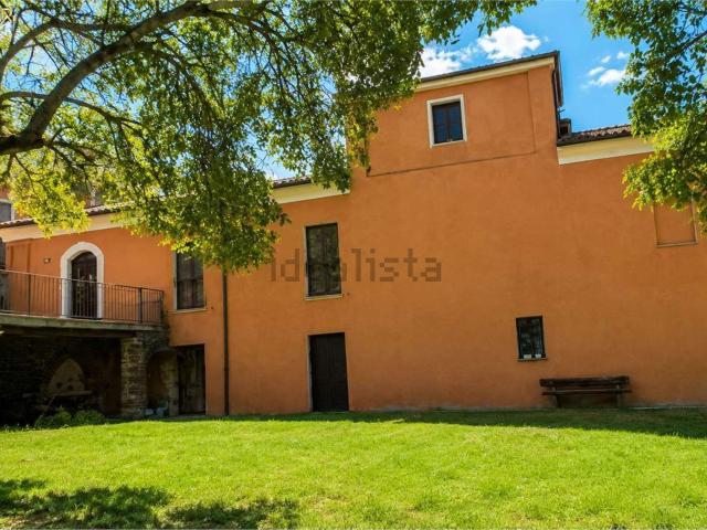 Villetta a schiera in vendita di 414 m² in Via Leardi, 23