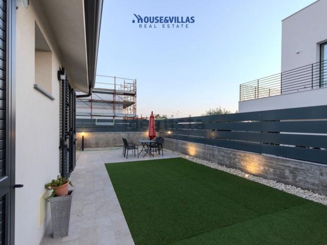 Villetta a schiera in vendita di 45 m² in Via Pierre e Marie Curie