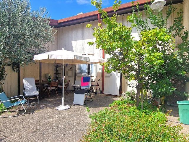 Villetta a schiera in vendita di 55 m² in Via Lago Maggiore, 11