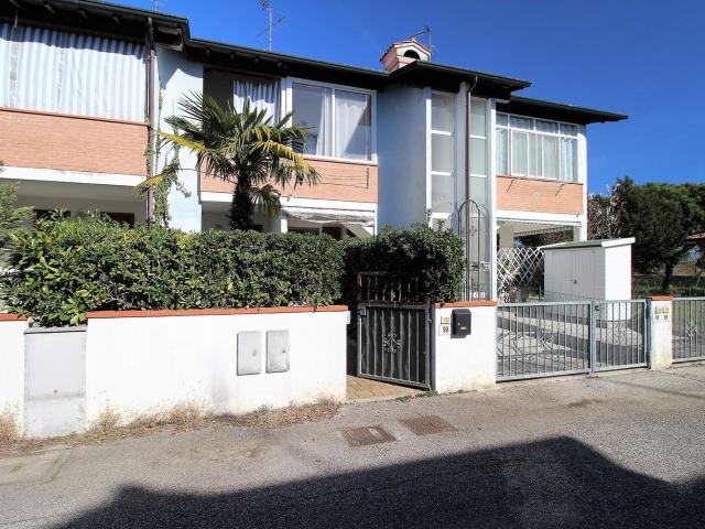 Villetta a schiera in vendita di 56 m² in Via DEI AIRONI