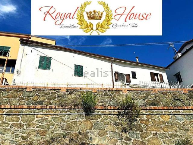 Villetta a schiera in vendita di 56 m² in Via Nostra Signora del Monte, 86