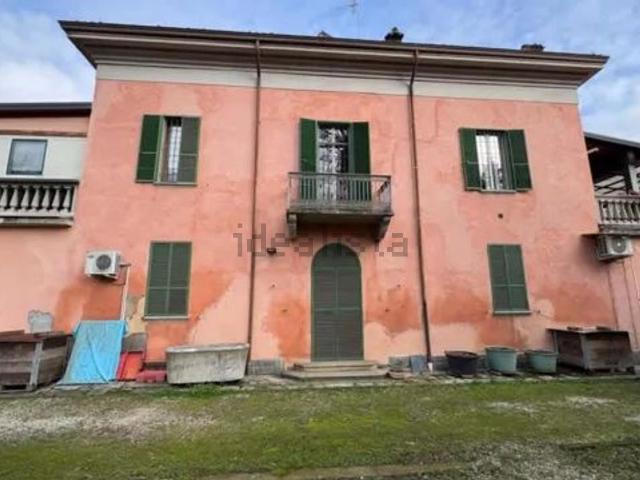 Villetta a schiera in vendita di 590 m² in Strada Farnesiana, 120