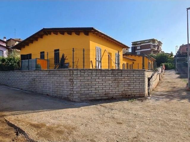 Villetta a schiera in vendita di 60 m² in Via Luigi Ariola