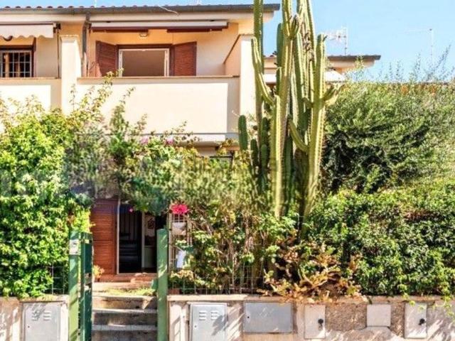 Villetta a schiera in vendita di 60 m² in Via Mar Ionio