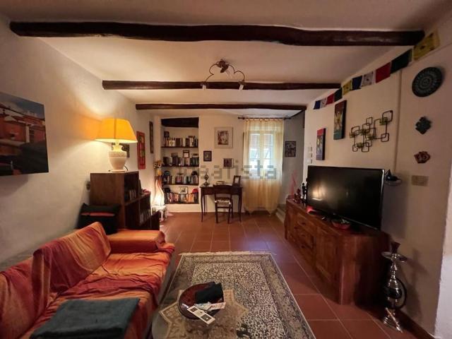 Villetta a schiera in vendita di 60 m² in Via Montanara, 25