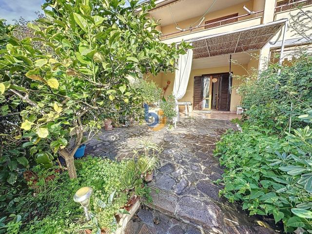 Villetta a schiera in vendita di 60 m² in Via Oceano Pacifico