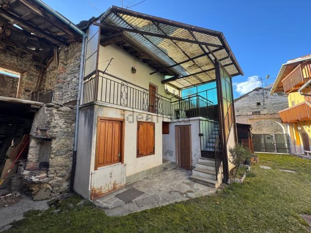 Villetta a schiera in vendita di 65 m² in Frazione Ghisola, 1