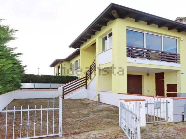 Villetta a schiera in vendita di 65 m² in Via dei Fiori, 74