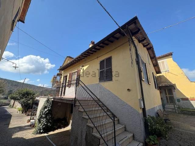 Villetta a schiera in vendita di 65 m² in Via del Pellegrino, 69