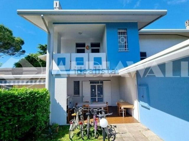 Villetta a schiera in vendita di 65 m² in Viale Cormor, 83